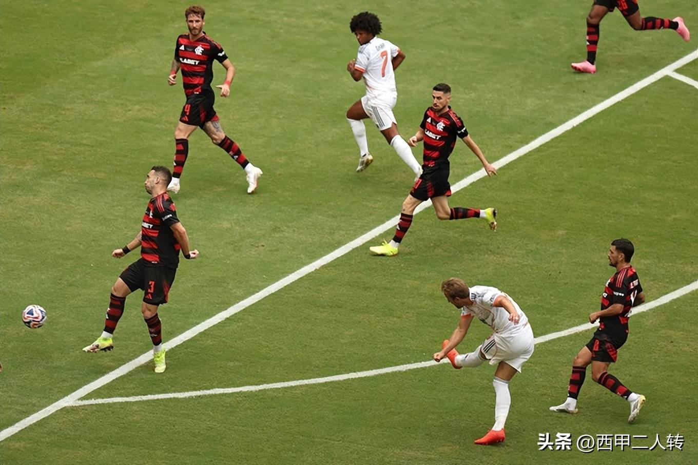 APP下载专区-出色防守引发热议！，凯恩在西班牙队比赛中比赛局势复杂观众掌声雷动(霸凌者的隐私保护)